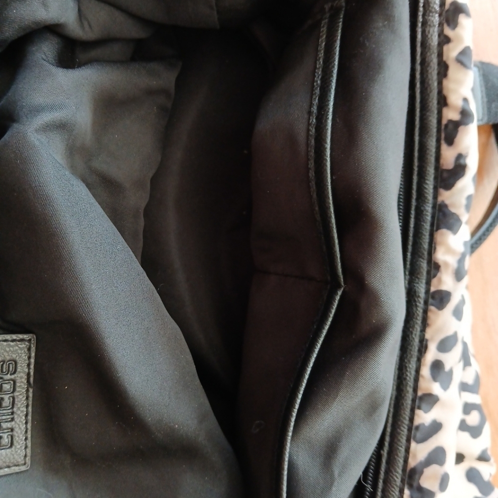 Chicos Cheetah Print Travel Bag, Removable Strap - Picture 8 of 8